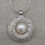 Pearl pendant